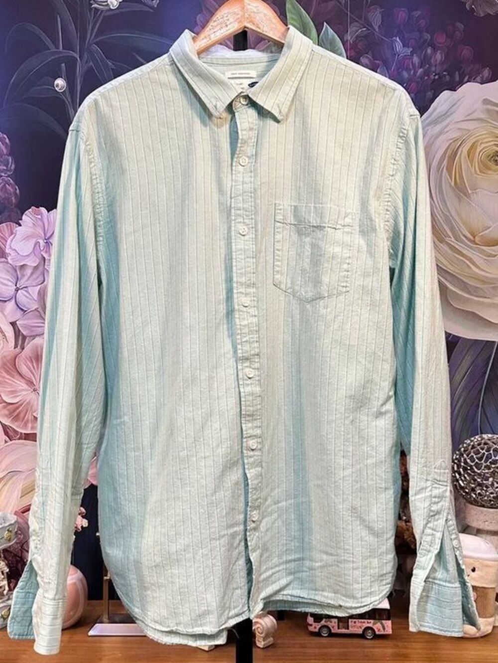 Old Navy XL 100% Cotton Slim Fit Button-Down Shirt Striped Casual Classic Preppy